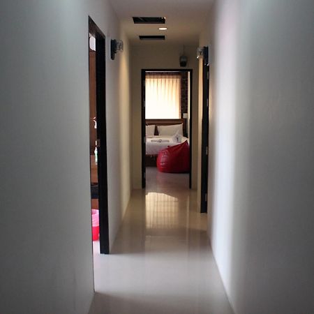 Coffee Mania House Otel Phuket Dış mekan fotoğraf