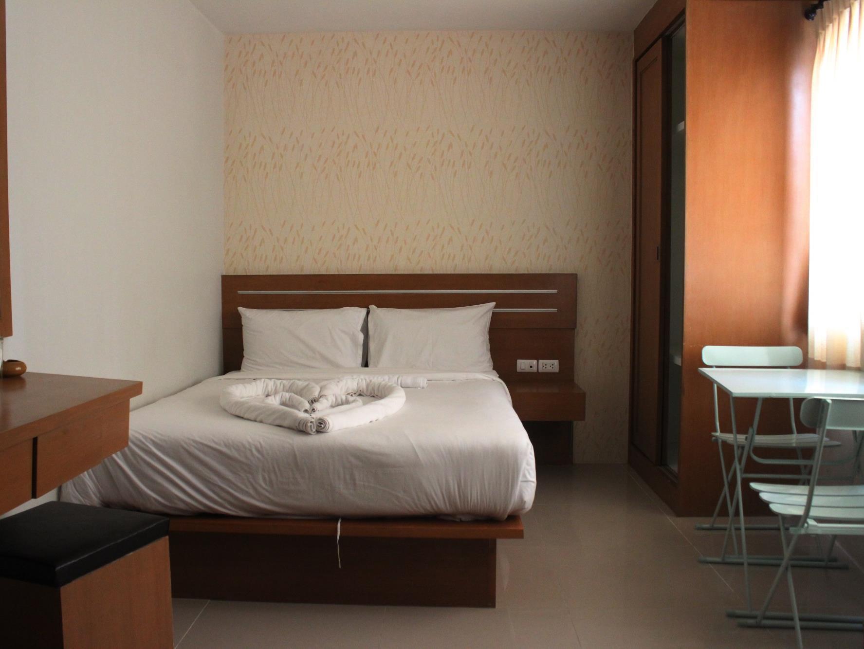 Coffee Mania House Otel Phuket Dış mekan fotoğraf