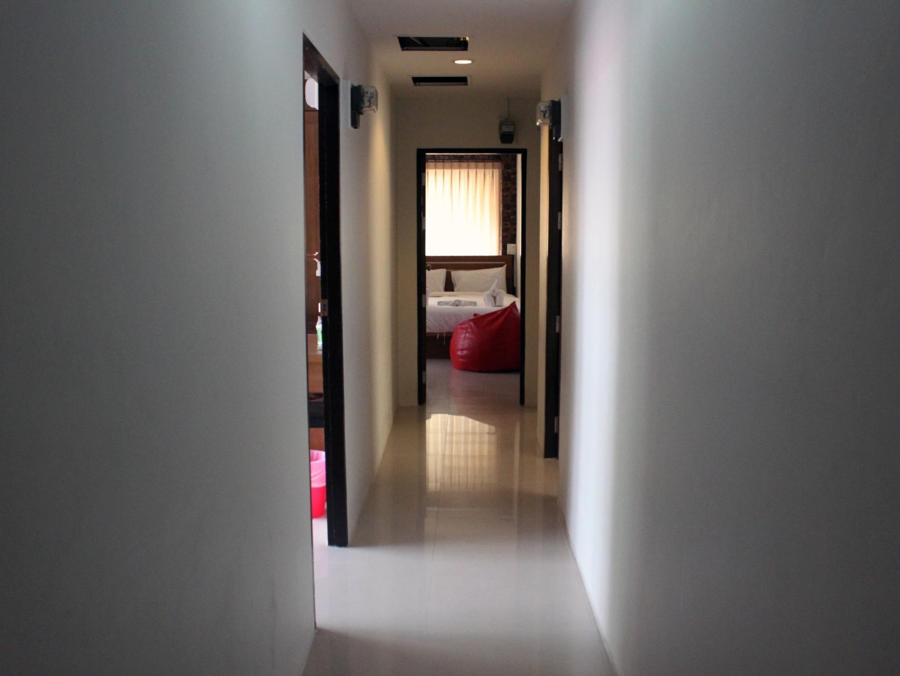 Coffee Mania House Otel Phuket Dış mekan fotoğraf
