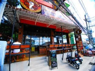 Coffee Mania House Otel Phuket Dış mekan fotoğraf